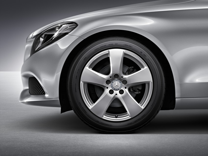 W205 Mercedes-Benz C180 Avantgarde (RM229k) dan C300 AMG Line (RM308k) diperkenalkan di Malaysia 458811