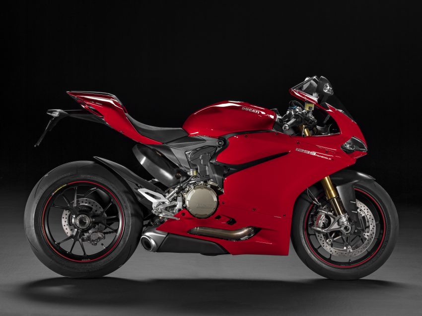 2016 Ducati 959 and 1299 Panigale test riders wanted 476058