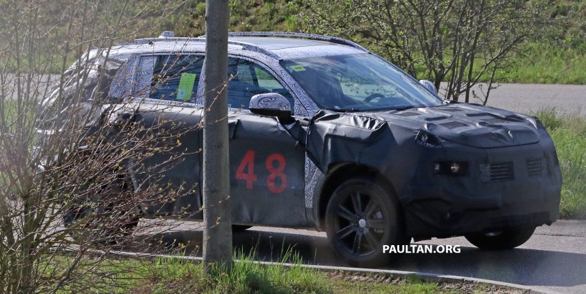 SPYSHOTS: Mysterious FCA SUV appears – what is it? 479793