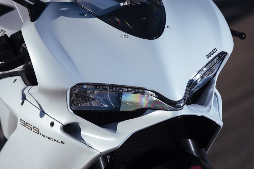 2016 Ducati 959 and 1299 Panigale test riders wanted 476017