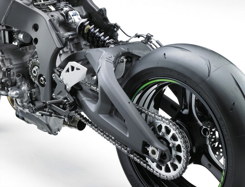 2016 Kawasaki ZX-10R race kit parts catalogue issued 472772