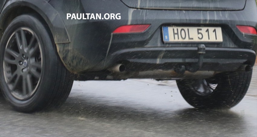 SPYSHOTS: Volvo XC40 test mule captured once again 474016