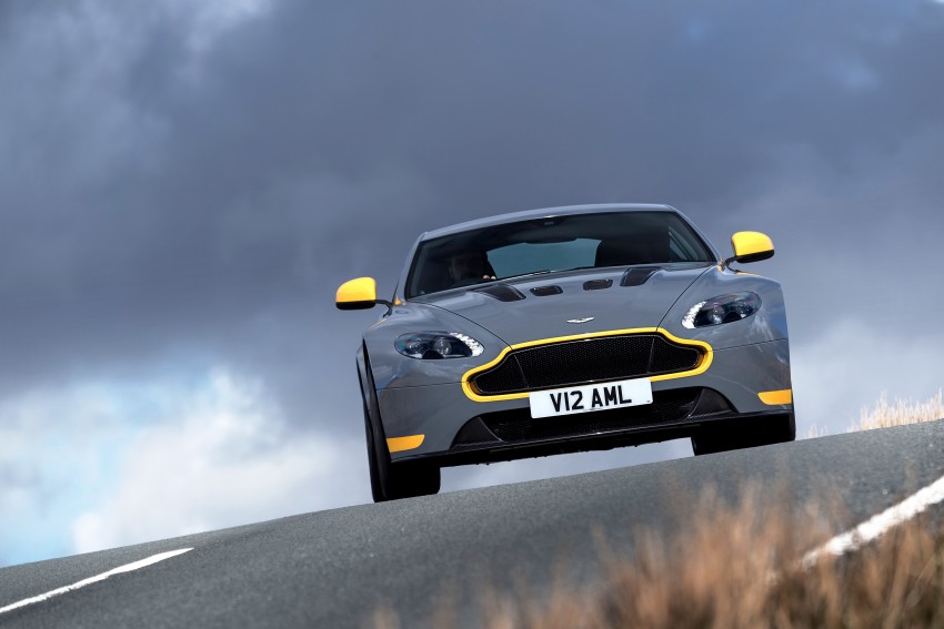 2017 Aston Martin V12 Vantage S gets 7-spd manual 473008