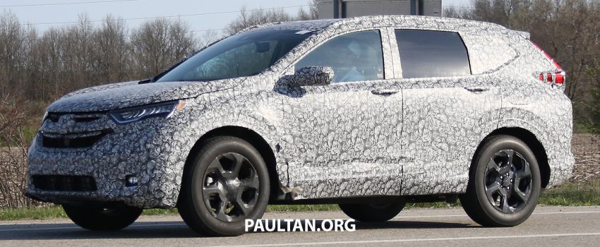 SPIED: 2017 Honda CR-V – first pics of next-gen SUV! 480712