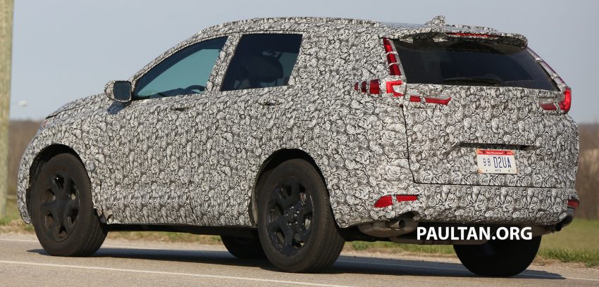 SPIED: 2017 Honda CR-V – first pics of next-gen SUV! 480716