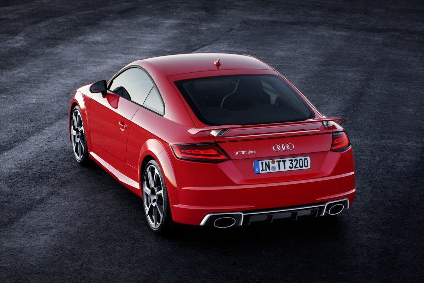Audi TT RS Coupe dan Roadster baharu berkuasa 400 hp membuat penampilan sulung di Beijing Motor Show 483391