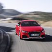 Audi TT RS Coupe dan Roadster baharu berkuasa 400 hp membuat penampilan sulung di Beijing Motor Show