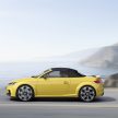 Audi TT RS Coupe dan Roadster baharu berkuasa 400 hp membuat penampilan sulung di Beijing Motor Show
