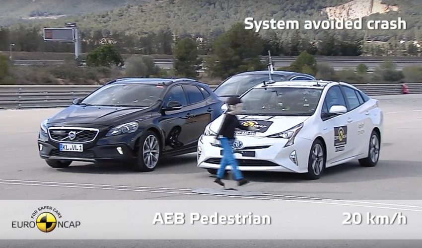 Euro NCAP now counts autonomous emergency braking for pedestrians, new Prius gets five stars 480893