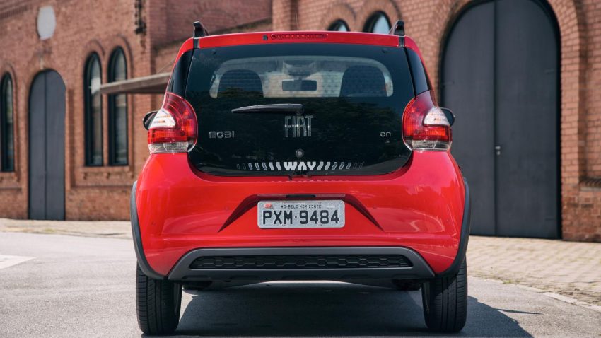 Fiat Mobi hatchback launched in Brazil, from RM35k 478066