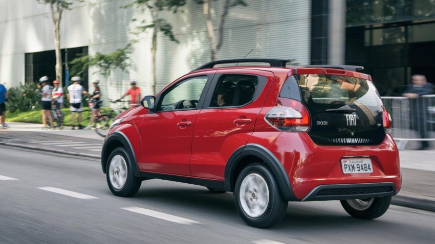 Fiat Mobi hatchback launched in Brazil, from RM35k 478074