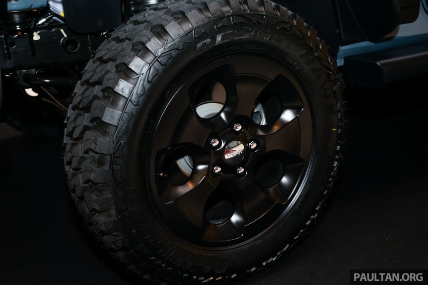 Jeep Wrangler Unlimited Sahara “Batwrangler” – one-off, Mopar accessories, custom paint job, RM368,888 470817