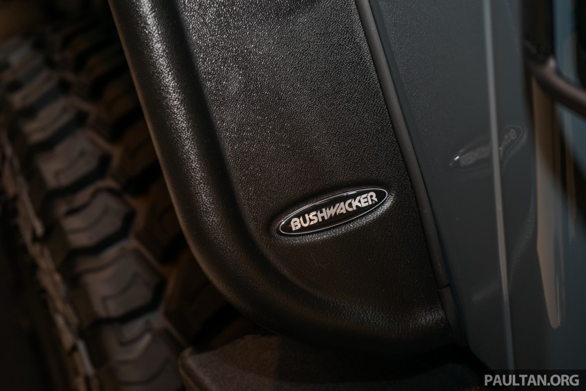 Jeep Wrangler Unlimited Sahara “Batwrangler” – one-off, Mopar accessories, custom paint job, RM368,888 470821