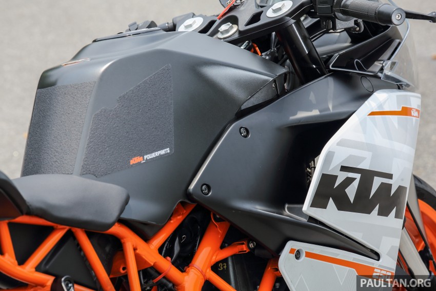 REVIEW: 2016 KTM Duke 250 and RC250 – good handling and good looks at an entry-level price 472621