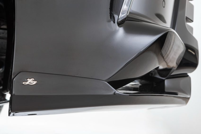 2016 Lexus LX 570 by Larte Design shown in the flesh 485667