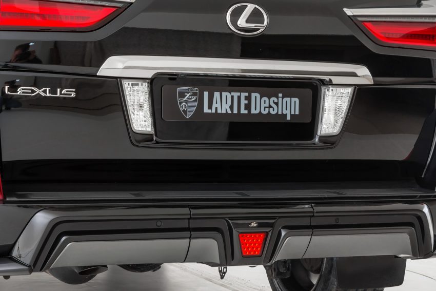 2016 Lexus LX 570 by Larte Design shown in the flesh 485665