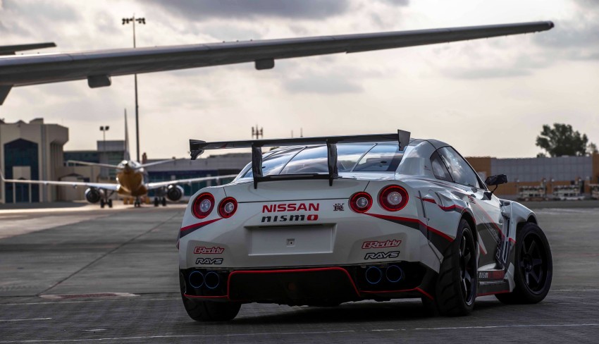 VIDEO: Nissan GT-R sets new world record for fastest ever drift – 304.96 km/h, 1,380 hp, rear-wheel drive 473737