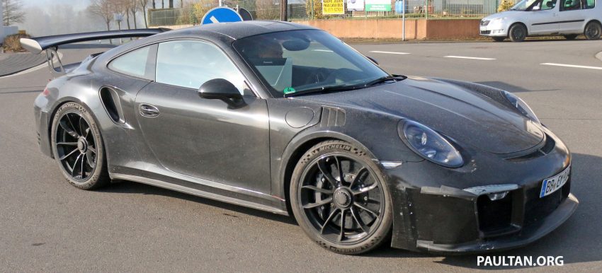 SPIED: Porsche 911 GT3 RS facelift – bigger engine? 478275