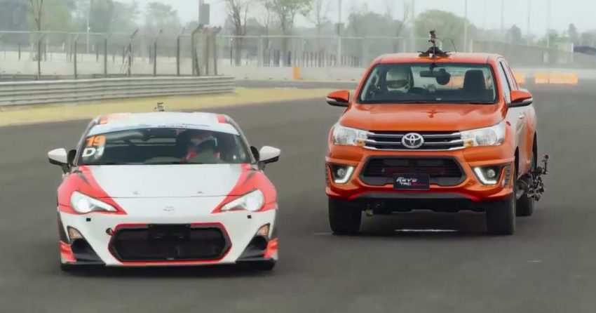 VIDEO: Toyota Hilux TRD Sportivo takes on a racing 86 482065