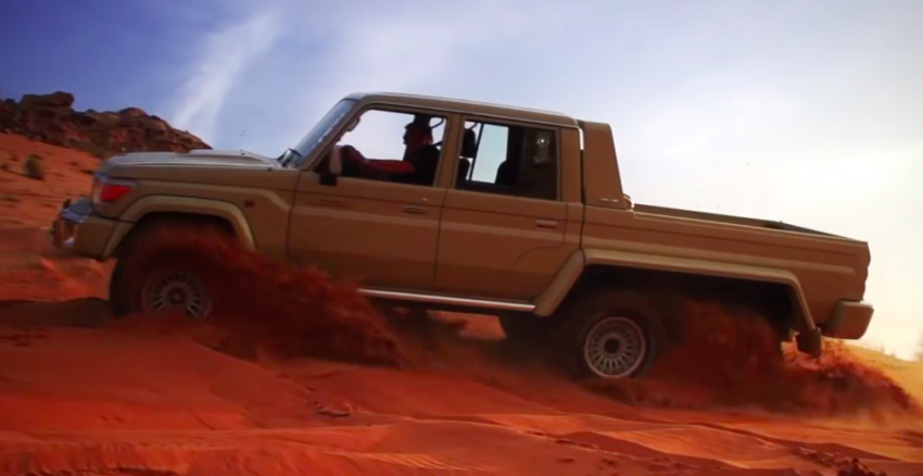 VIDEO: Toyota Land Cruiser 6×6, a custom off-roader 477663