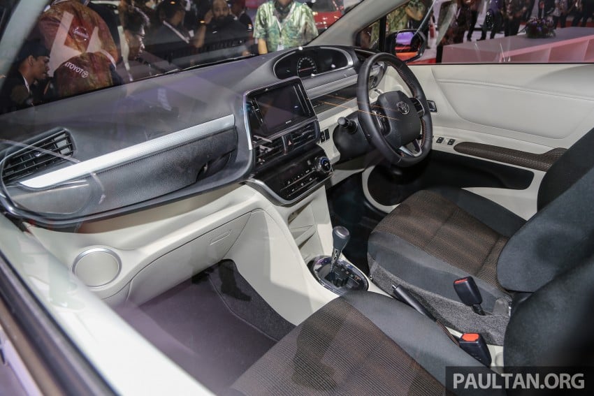 IIMS 2016: Toyota Sienta dilancarkan di Indonesia 473260