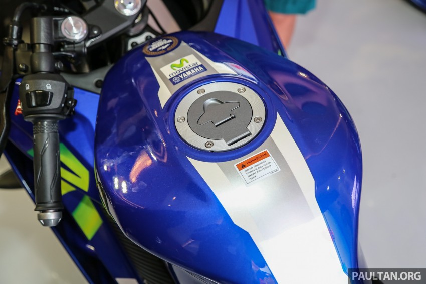 IIMS 2016: Yamaha R15 dipamerkan dengan tema warna Movistar Yamaha MotoGP yang lebih menarik 475203