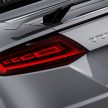 Audi TT RS Coupe dan Roadster baharu berkuasa 400 hp membuat penampilan sulung di Beijing Motor Show