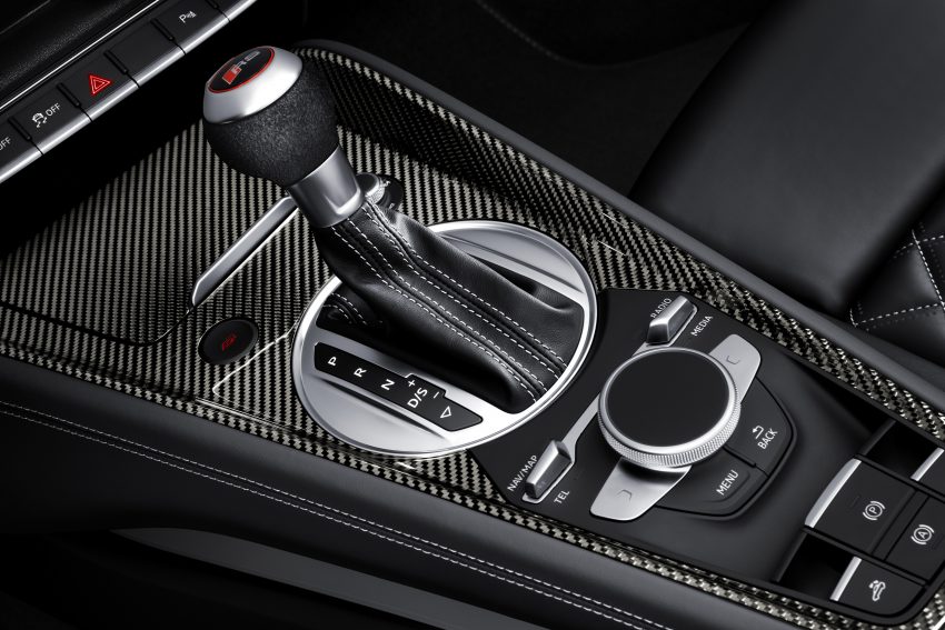 Audi TT RS Coupe dan Roadster baharu berkuasa 400 hp membuat penampilan sulung di Beijing Motor Show 483455