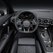 Audi TT RS Coupe dan Roadster baharu berkuasa 400 hp membuat penampilan sulung di Beijing Motor Show