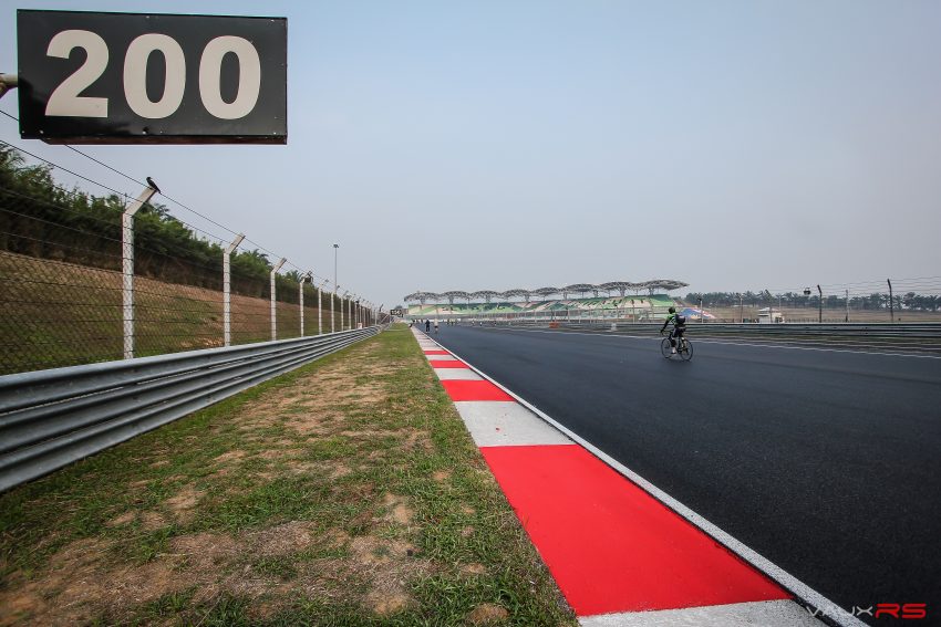 EXCLUSIVE: First drive on renovated Sepang track with Malaysian GP2 racing driver Nabil Jeffri 487083