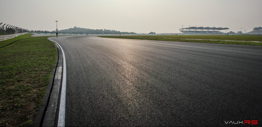 EXCLUSIVE: First drive on renovated Sepang track with Malaysian GP2 racing driver Nabil Jeffri 487091