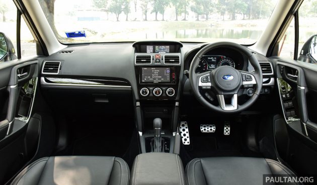 2016 Subaru Forester 2.0i-P int 1