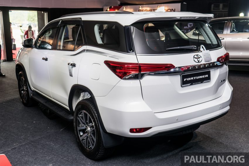 2016 Toyota Fortuner launched in Malaysia – two variants, 2.4L diesel and 2.7L petrol, RM187-200k 488103
