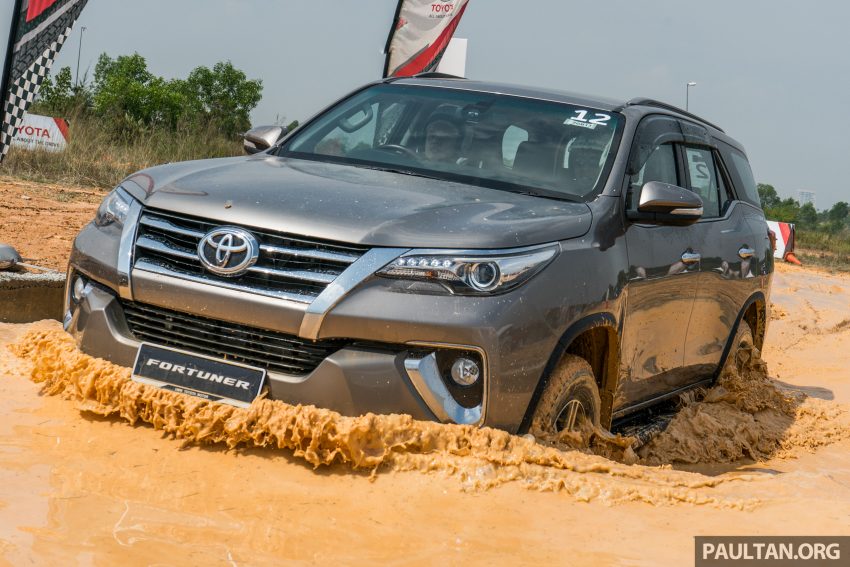 DRIVEN: 2016 Toyota Hilux and Fortuner – first impressions of the new pick-up and SUV in Malaysia 488306