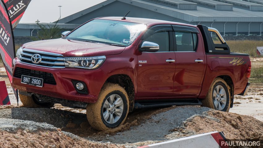 DRIVEN: 2016 Toyota Hilux and Fortuner – first impressions of the new pick-up and SUV in Malaysia 488014