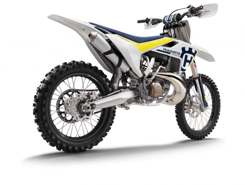2017 Husqvarna motocross range unveiled – TC250 with new two-stroke engine, FC with traction control 491356