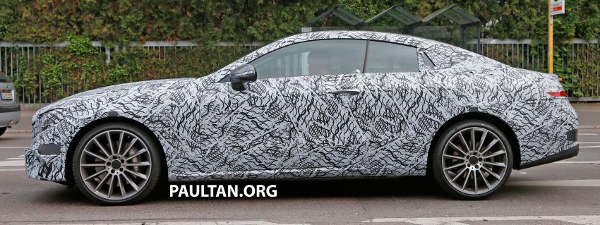 SPIED: 2017 Mercedes-Benz E-Class Coupe interior 496121