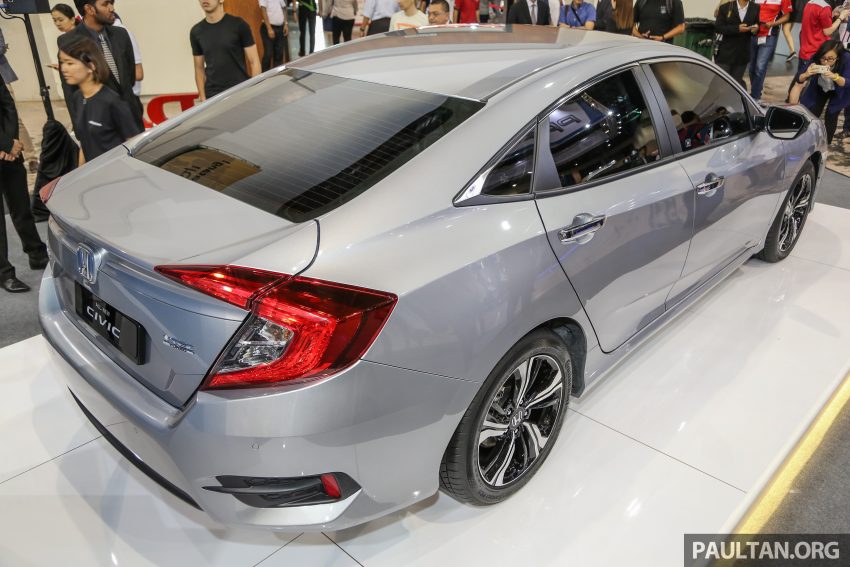 Honda Civic generasi ke-10 membuat penampilan pertamanya di Malaysia sebelum dilancarkan 496451