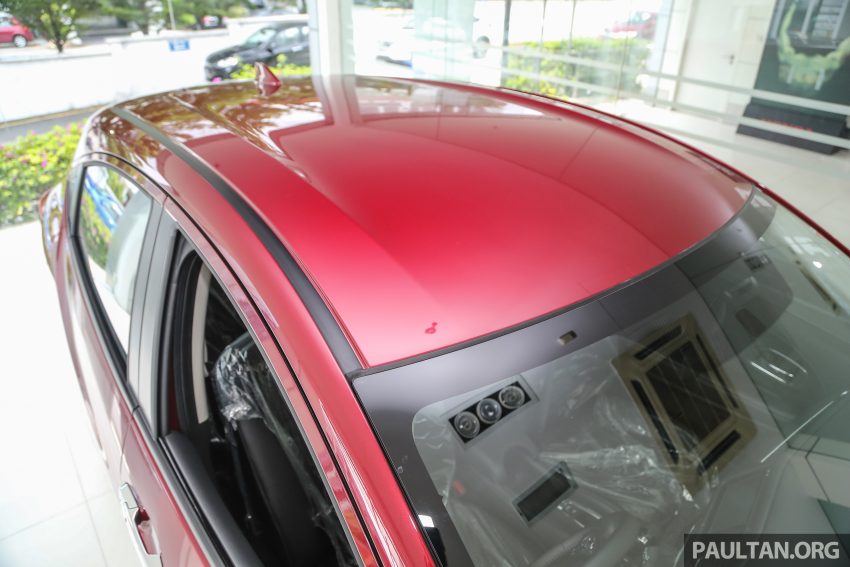 GALERI: Honda HR-V berwarna Dark Ruby Red Pearl 497757