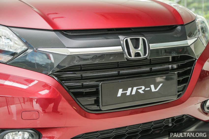GALERI: Honda HR-V berwarna Dark Ruby Red Pearl 497741