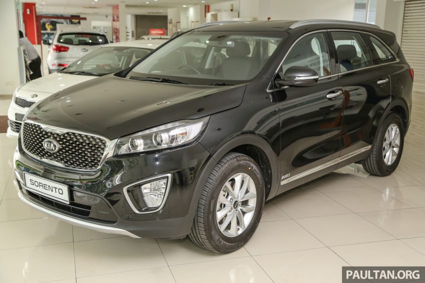 2016 Kia Sorento on display at dealers before launch 497915