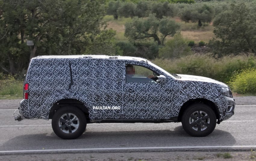 SPIED: Nissan NP300 Navara-based SUV seen testing 499126