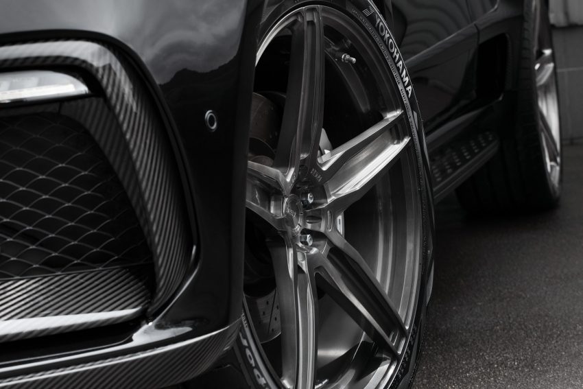 Mercedes-Benz GLE Coupe gets full carbon-fibre kit 490104