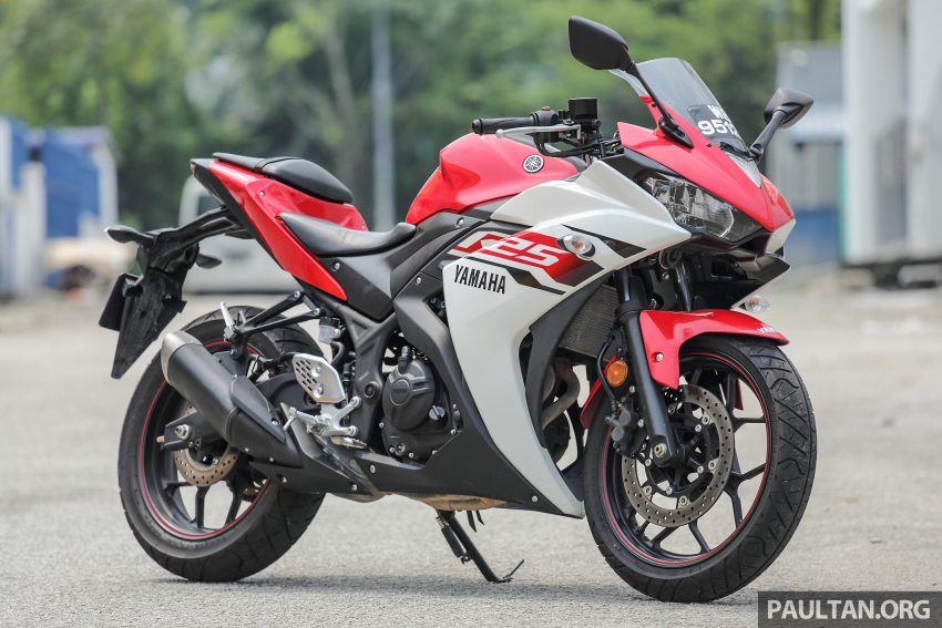 REVIEW: 2015 Yamaha YZF-R25 – fun with the baby ‘R’ 493059