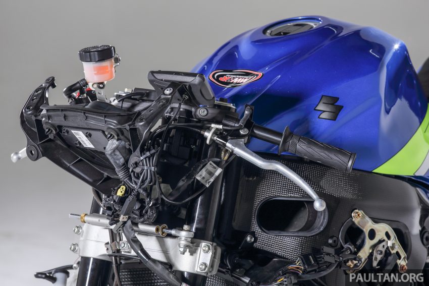 FEATURE: Setting up a Superbike race machine – Suzuki GSX-R1000 L5 Team Suzuki Hiap Aik Racing 508001