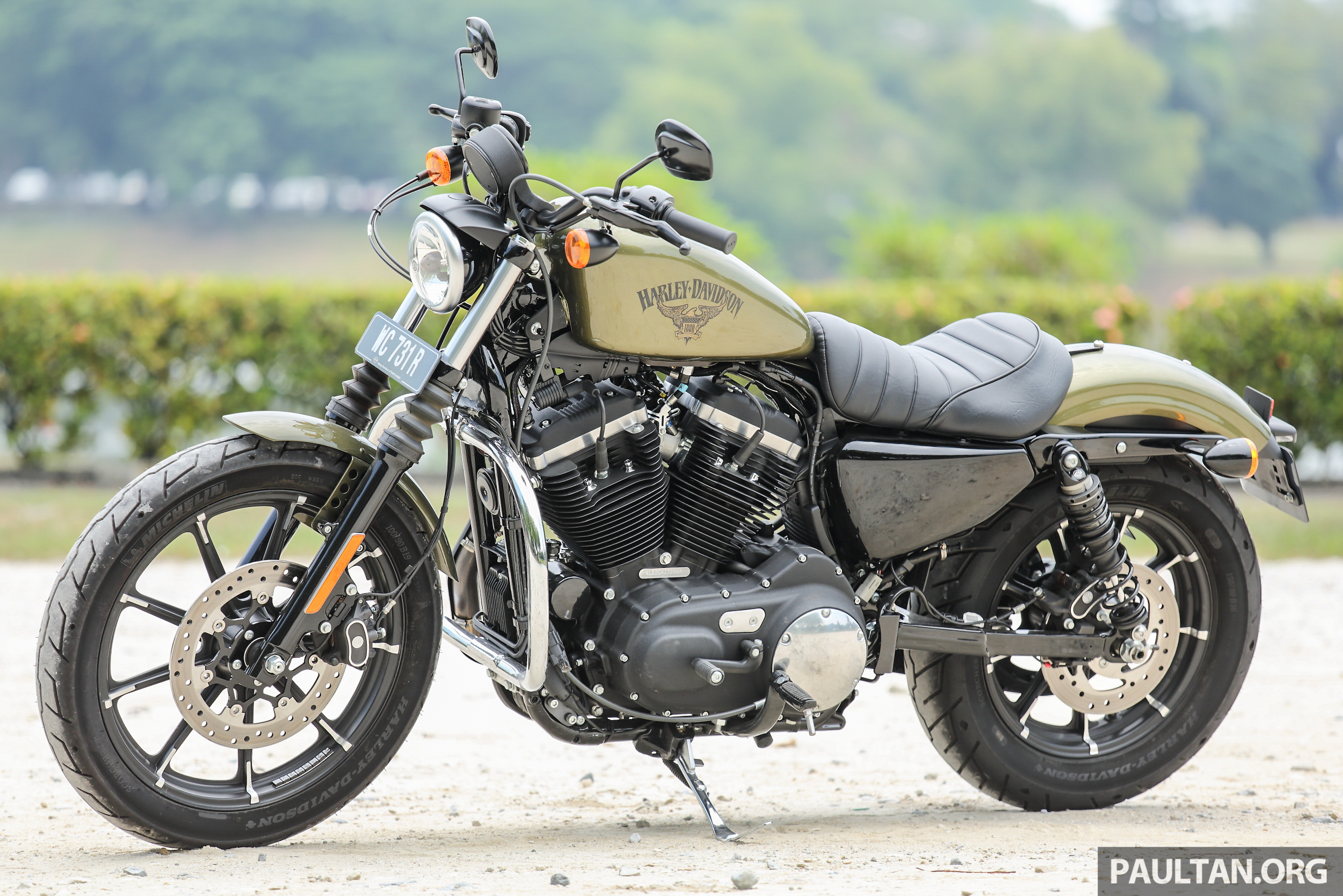 Review 2016 Harley Davidson Sportster Iron 883 Not Your Grandfather S Harley Davidson Son Paultan Org