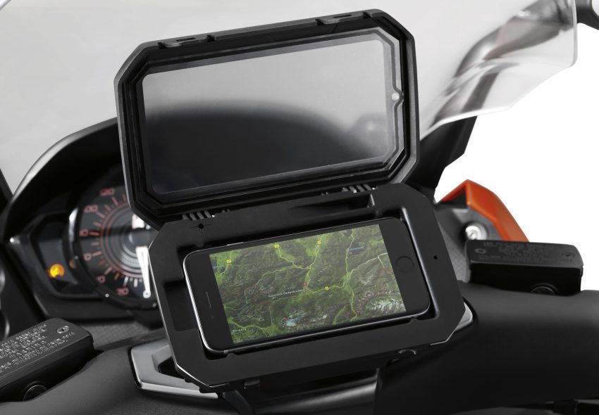 BMW Motorrad smartphone cradle – only 195 euro 514309