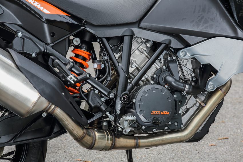 REVIEW: 2016 KTM Adventure 1050 – an alternative to BMW Motorrad’s invincible Gelande/Strasse? 511432