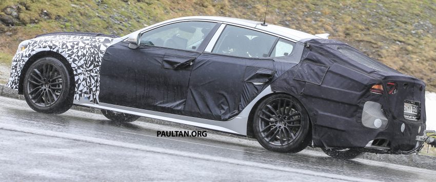 SPYSHOTS: Kia GT reveals some more of its curves 508879