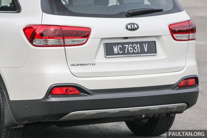 GALLERY: Kia Sorento – new UM vs previous-gen XM 510937